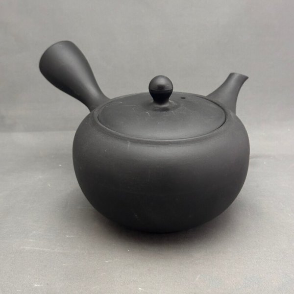 画像1: 黒マット平網急須 (1)