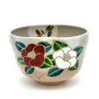 画像1: 八木海峰作　京焼　手描き抹茶茶碗（紅白椿） (1)