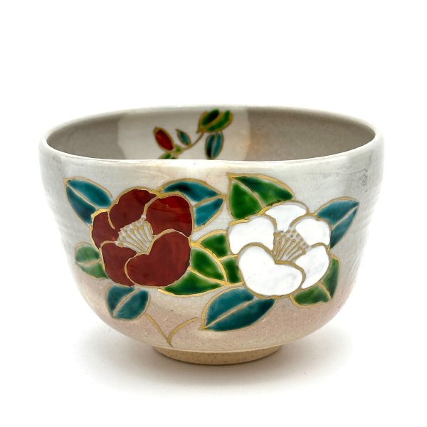 画像1: 八木海峰作　京焼　手描き抹茶茶碗（紅白椿） (1)