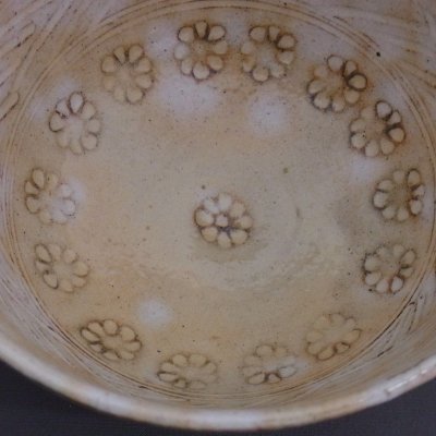 画像2: 京焼 弥三郎窯 抹茶茶碗(菊三島)