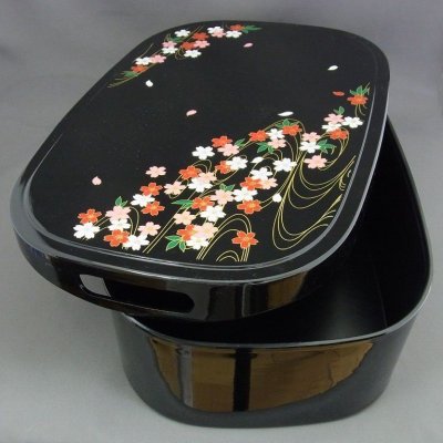 画像3:  紀州塗 桜柄 茶櫃